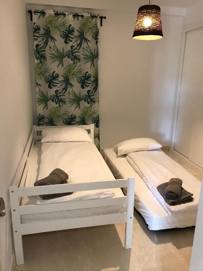 Apartmán Lotus Marco Casares Exteriér fotografie
